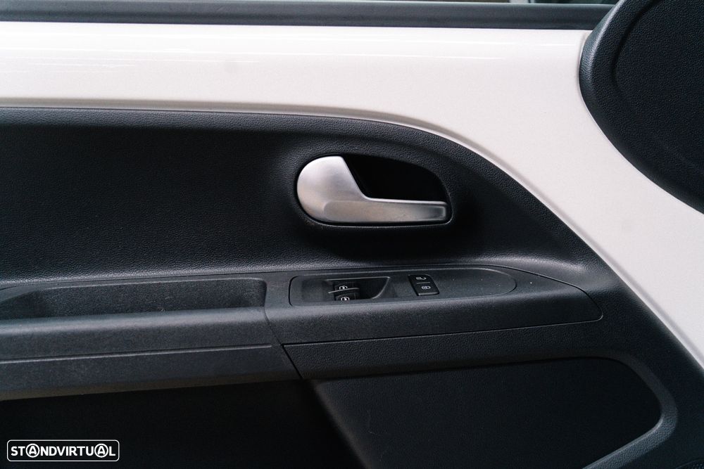 VW Up! 1.0 BMT Move Auto - 14