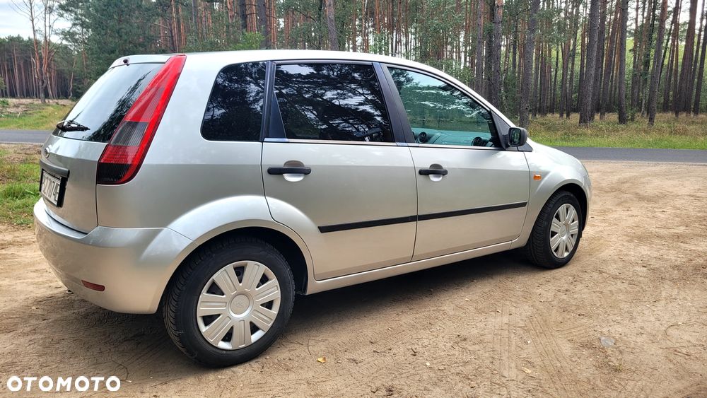 Ford Fiesta - 3