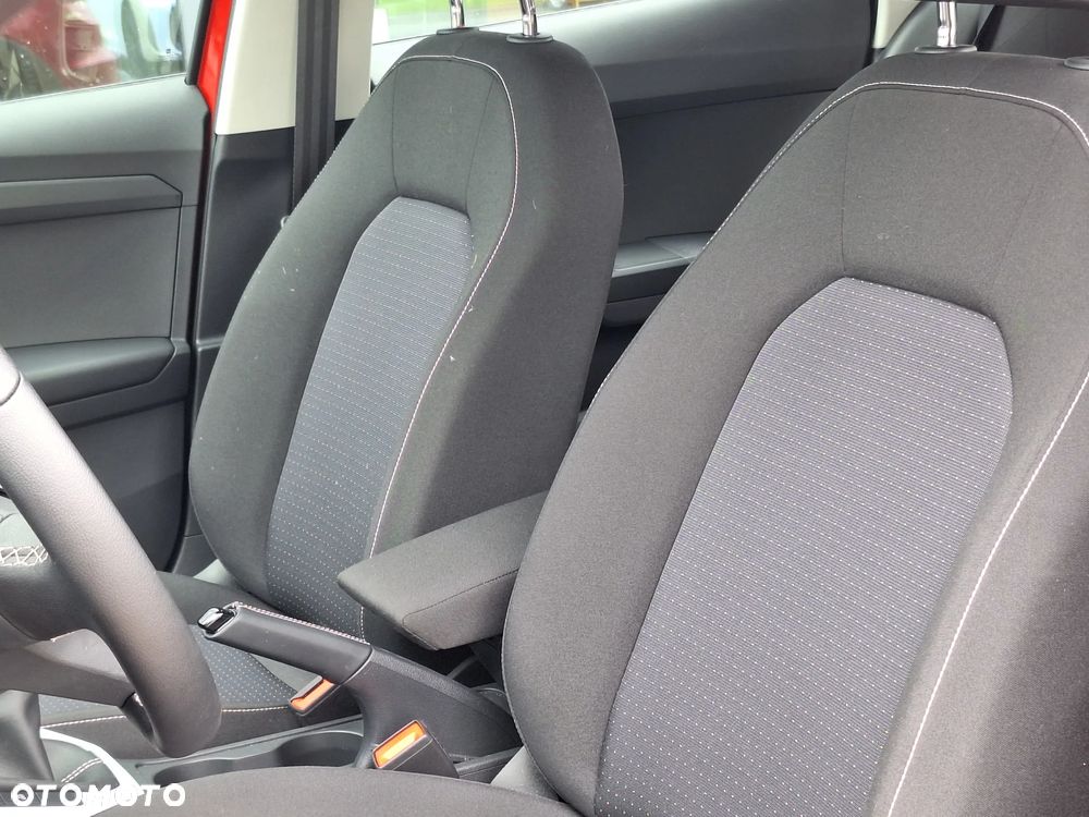 Seat Arona - 12
