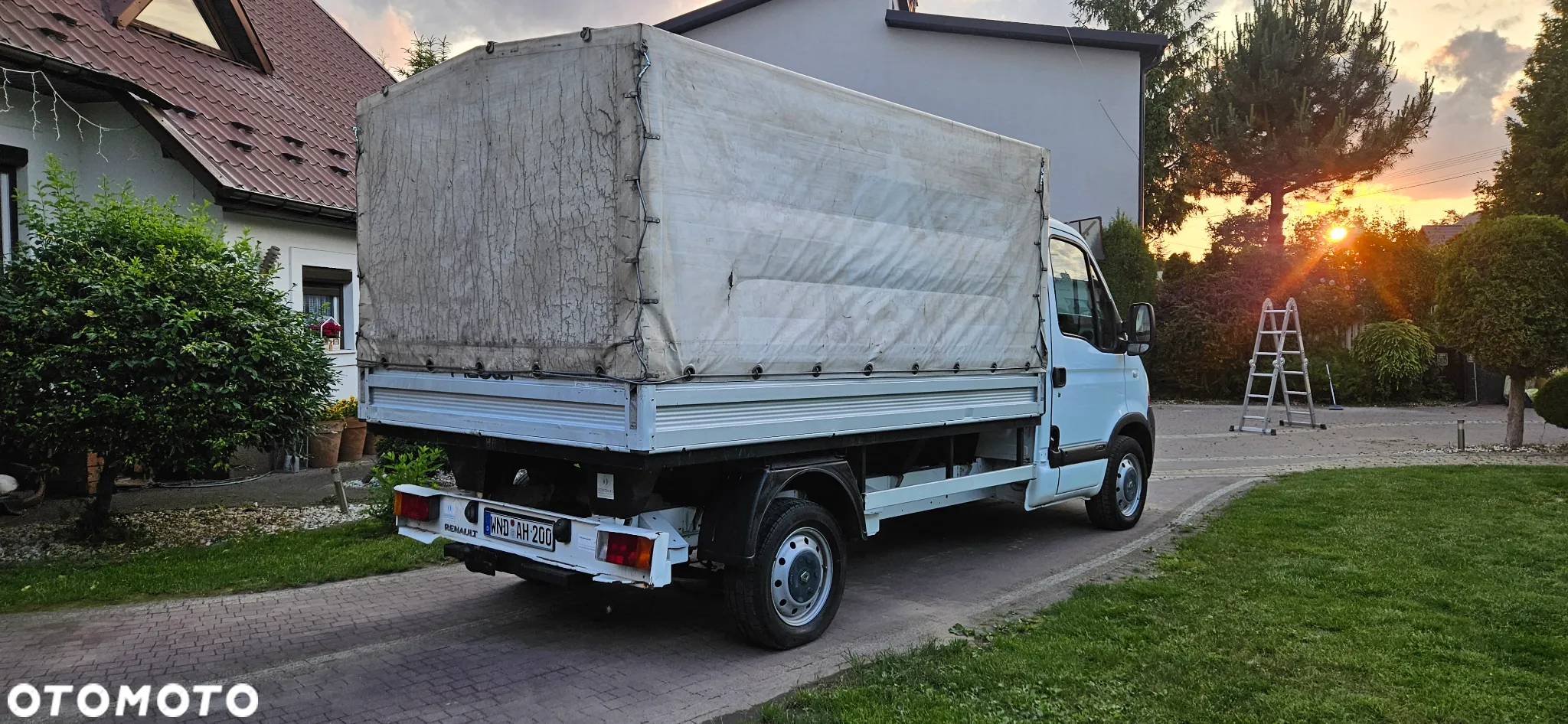 Renault MASTER 2.5 DCI 2008 r SKRZYNIA PLANDEKA PAKA 3 OSOBY - 7