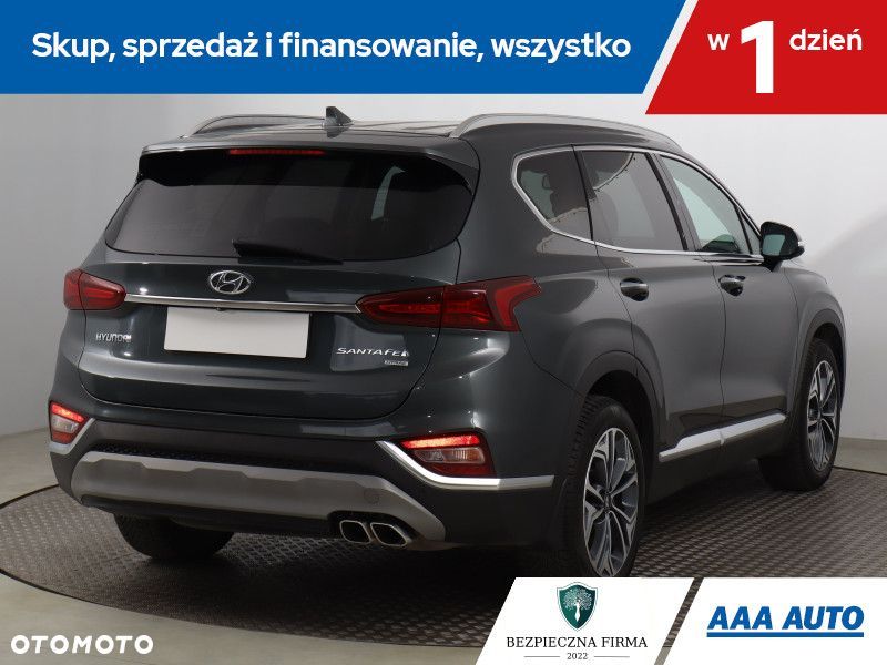 Hyundai Santa Fe - 6