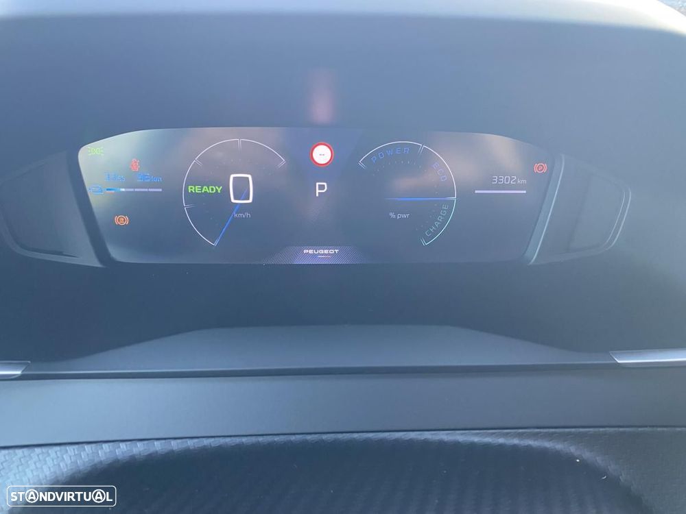 Peugeot e-2008 54 kWh Allure - 19