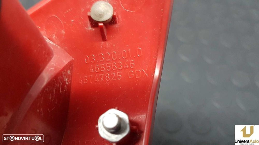 FAROLIM TRASEIRO ESQUERDO ALFA ROMEO 147 2000 -0046556346 - 3