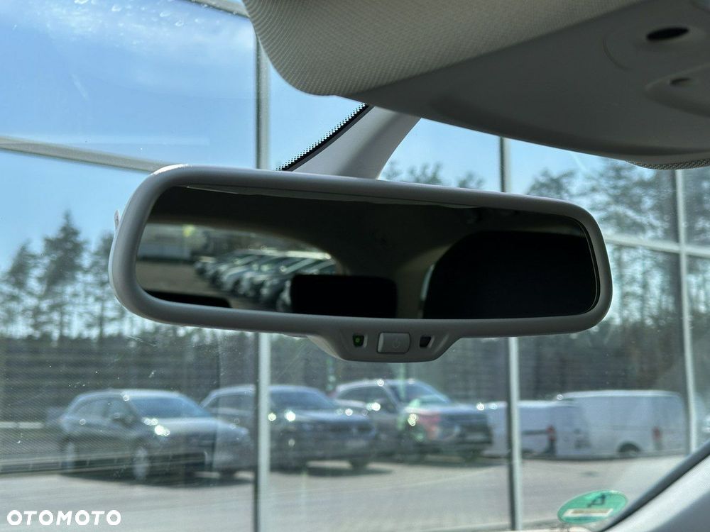 Audi A6 Avant 2.0 TDI Multitronic - 31