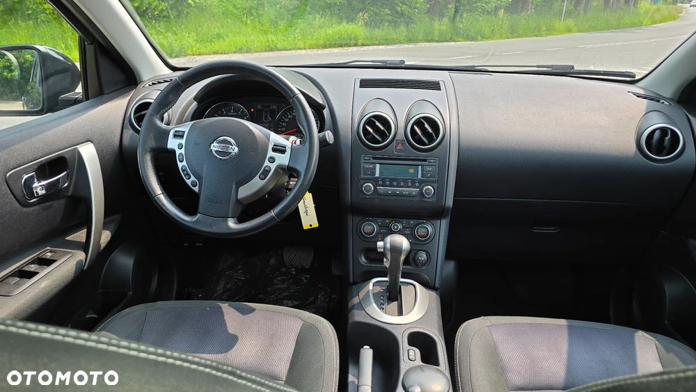 Nissan Qashqai 1.6 Visia CVT - 9