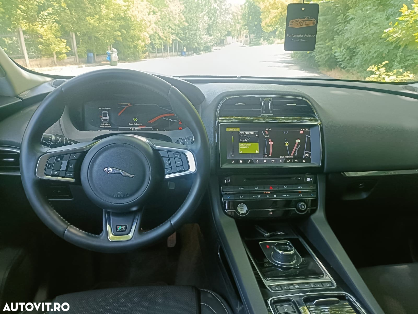 Jaguar F-Pace 20d AWD Aut. R-Sport - 26