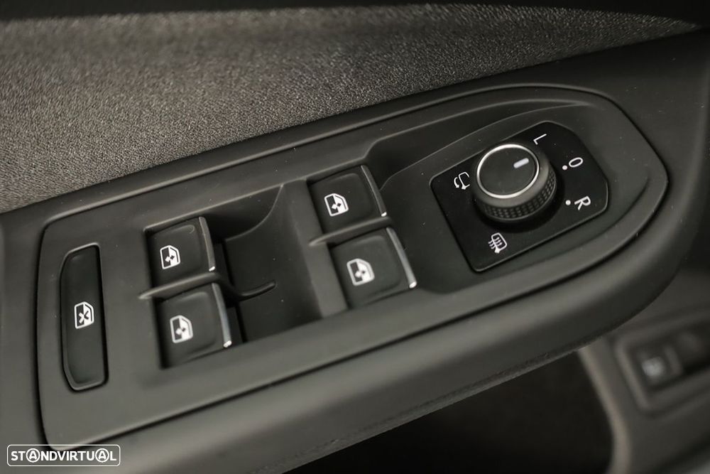 VW Golf 1.5 TSI e-Hybrid Life DSG - 20