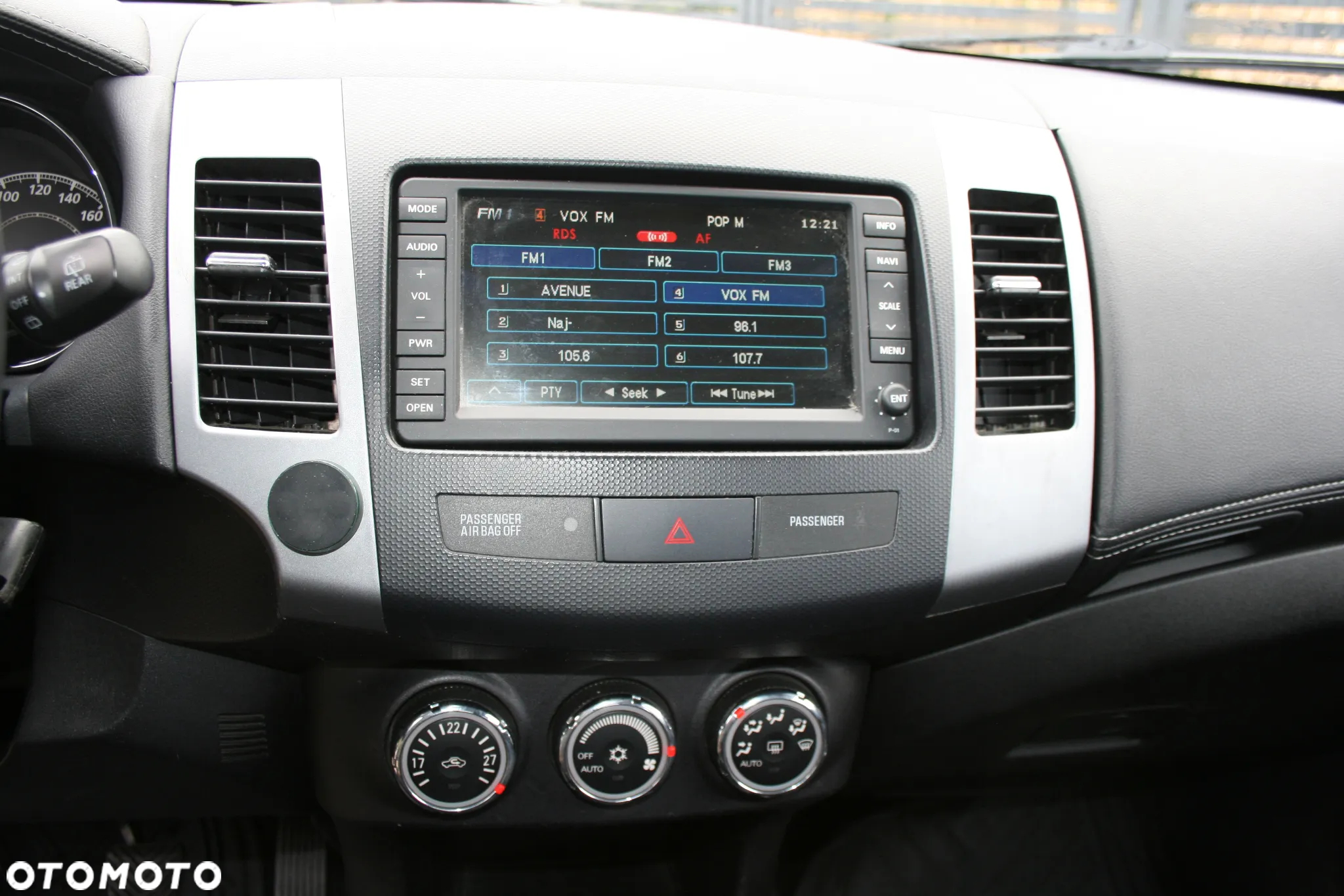Peugeot 4007 2.2HDi Premium - 14
