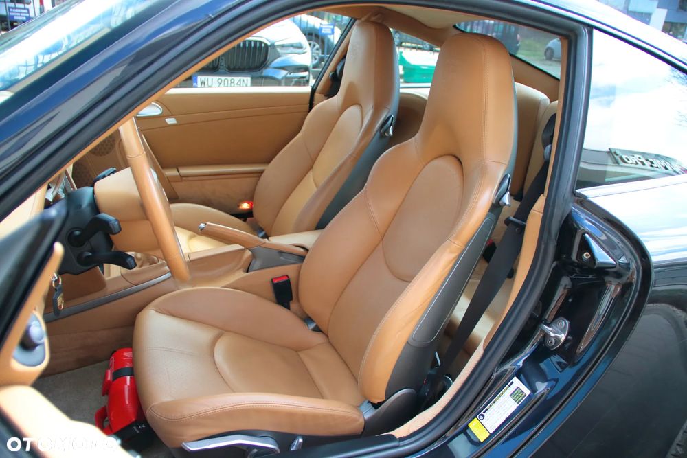 Porsche 911 Carrera S - 13