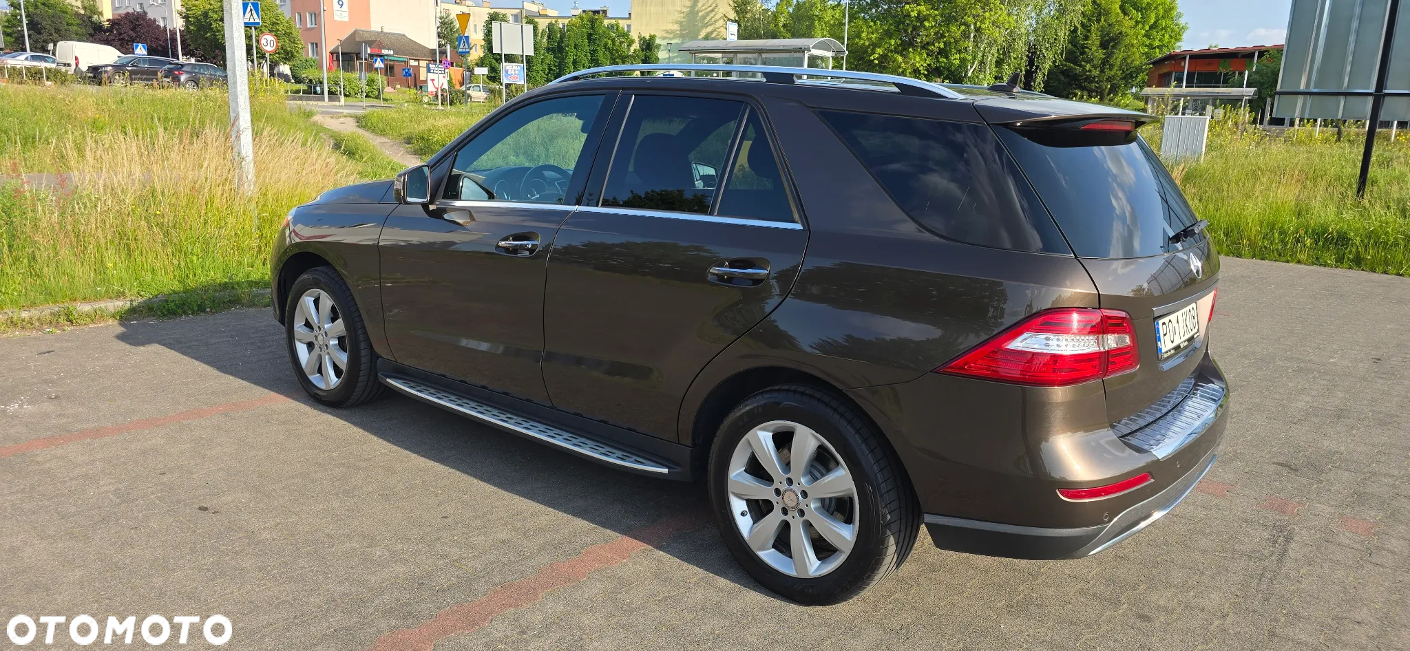 Mercedes-Benz ML 350 BlueTec 4-Matic - 2