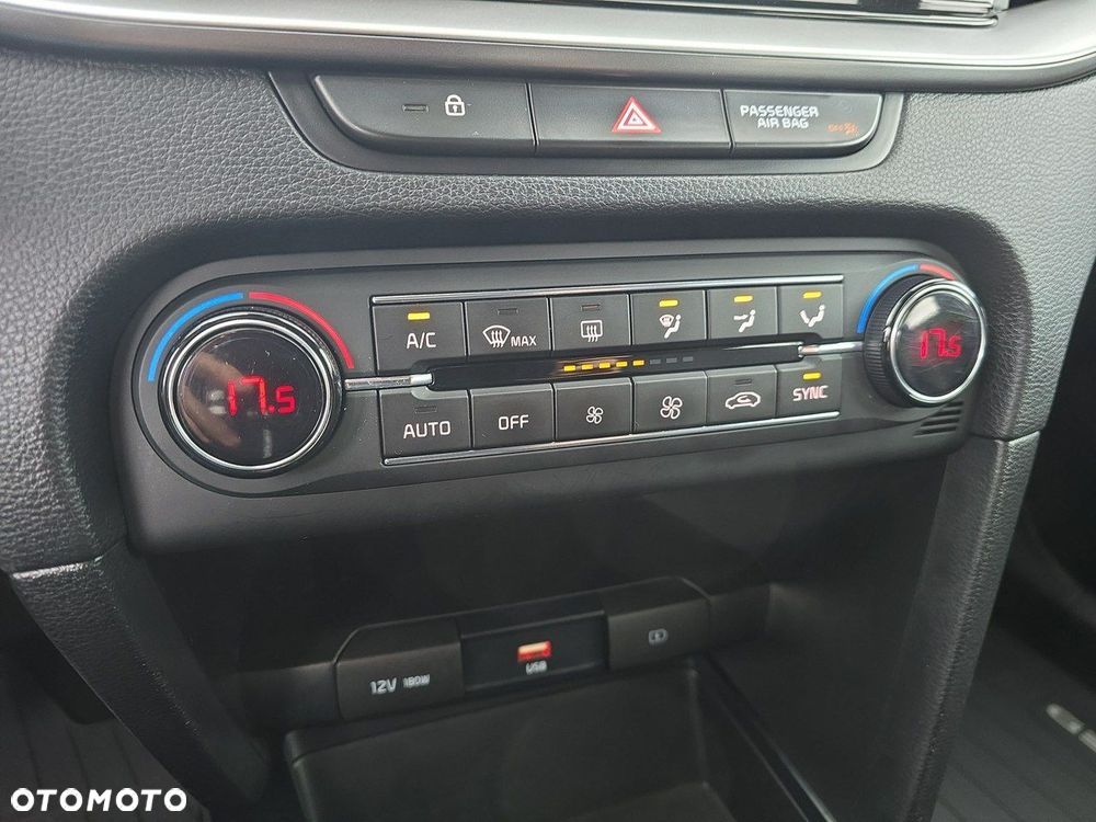 Kia XCeed 1.4 T-GDI M - 26