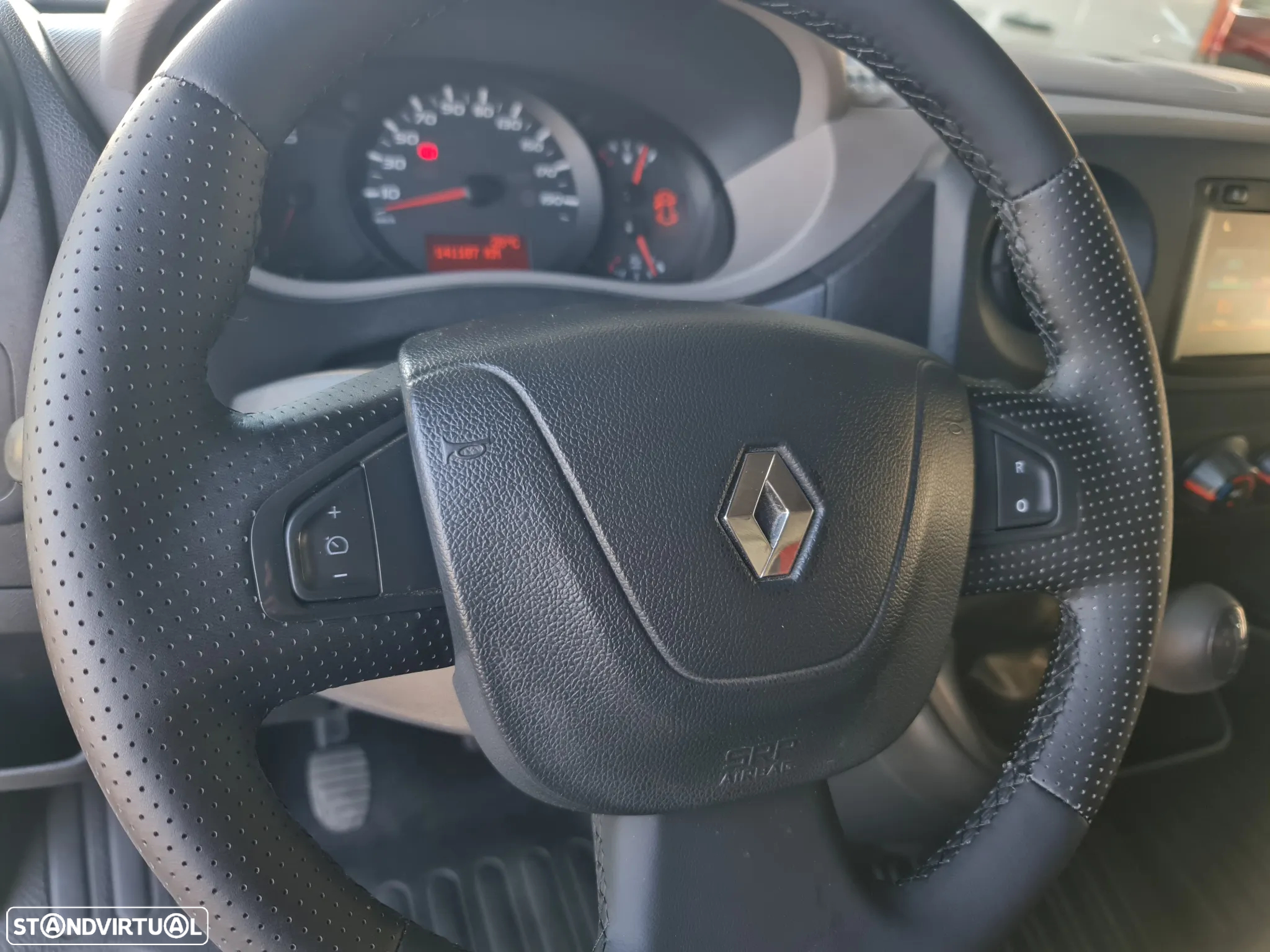 Renault Master 2.3 Dci 145CV L1H2 * STILL*  IVA DEDUTÍVEL - 39