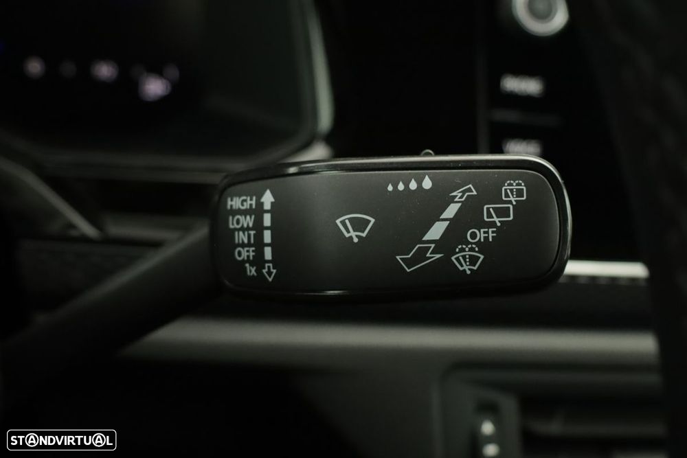 VW Taigo 1.0 TSI Urban DSG - 17