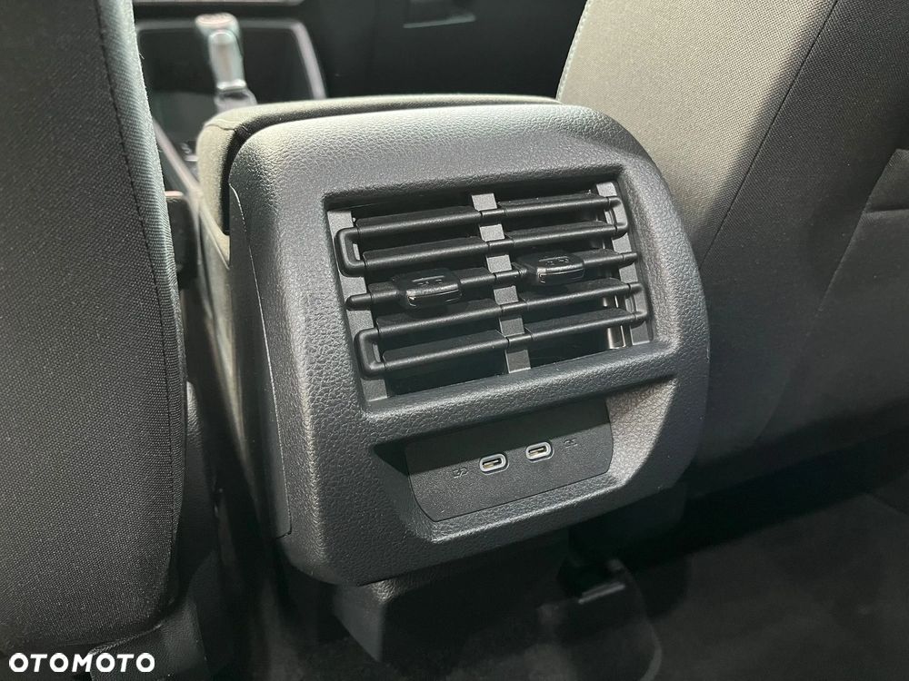 Ford Tourneo Connect 2.0 EcoBlue Active - 24