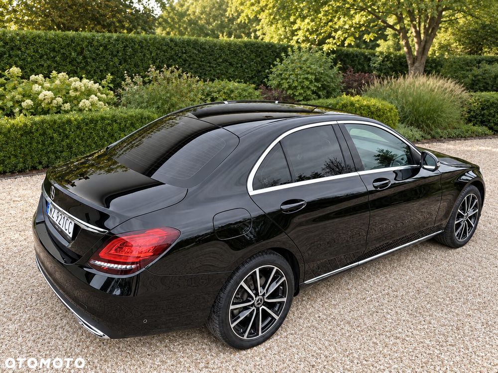 Mercedes-Benz C-Class 2019 photo 5