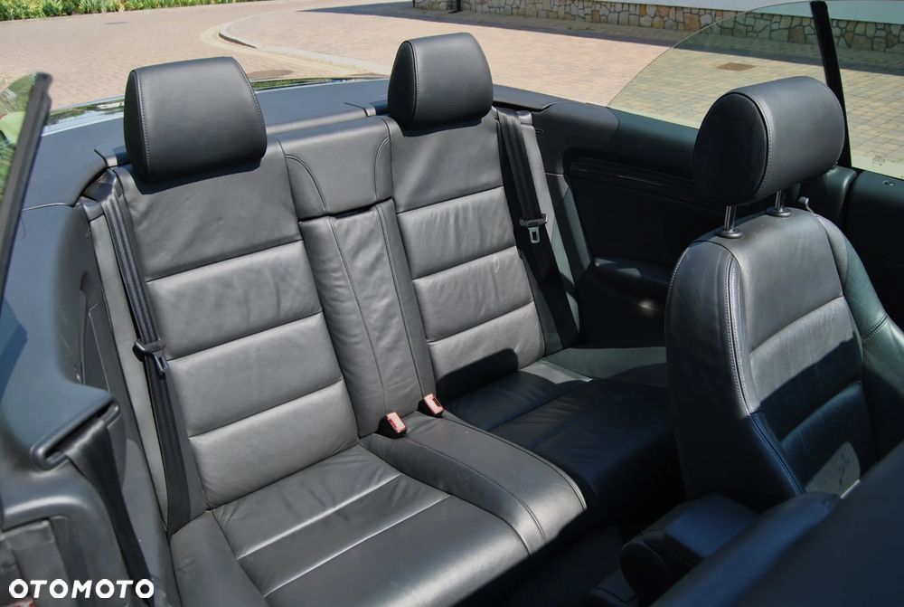 Audi A4 Cabrio 1.8 T quattro - 8