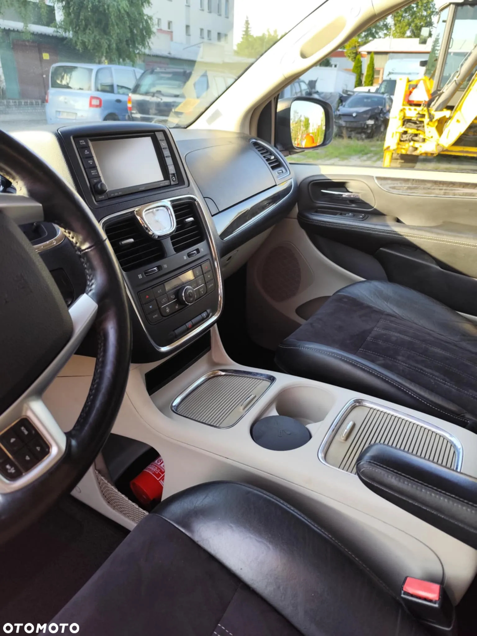 Lancia Voyager - 13