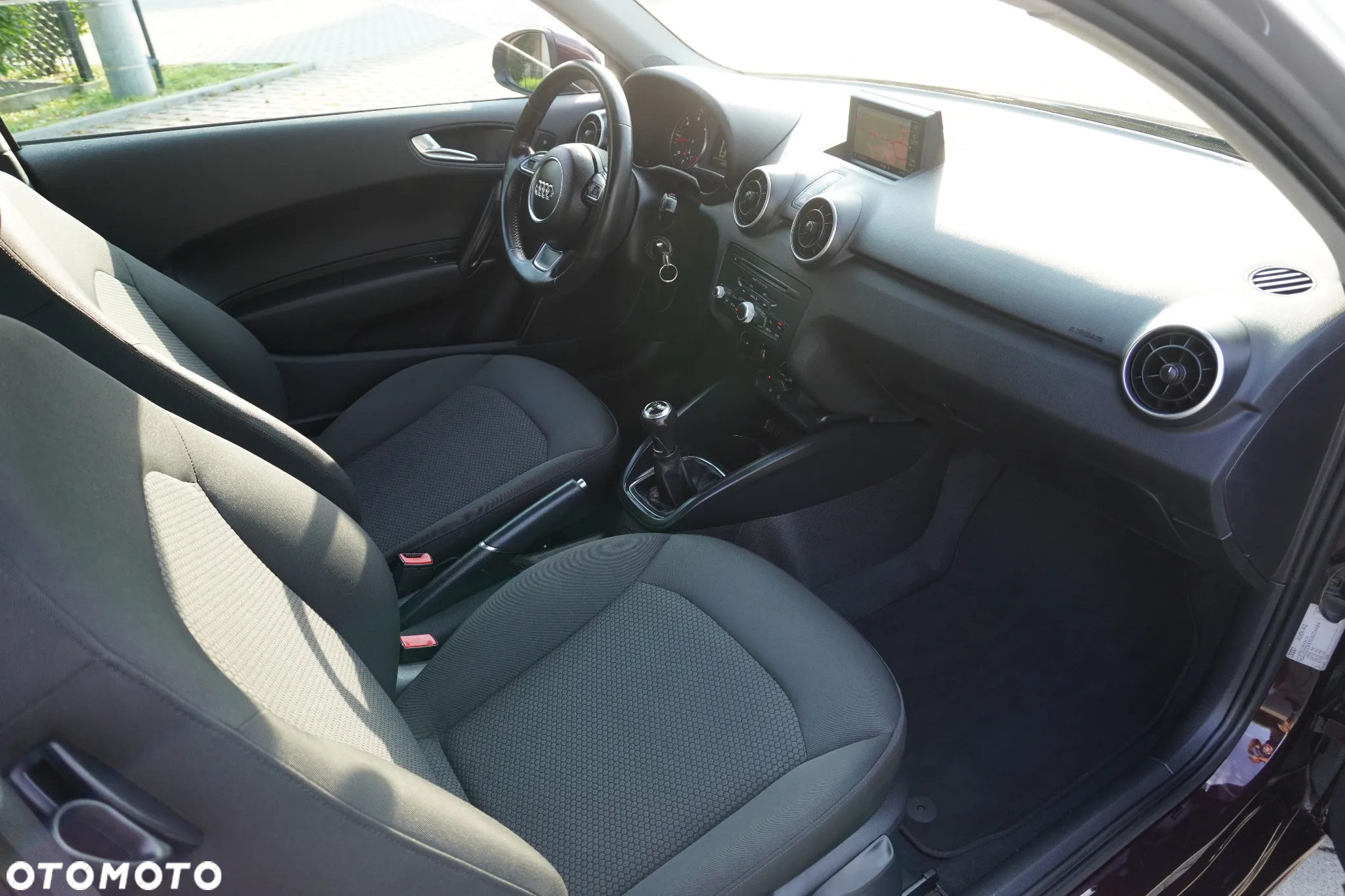 Audi A1 1.6 TDI Attraction - 9