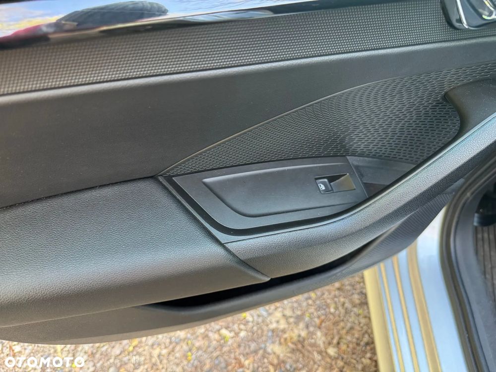 Skoda Octavia ver-2-0-tdi-ambition-dsg - 8