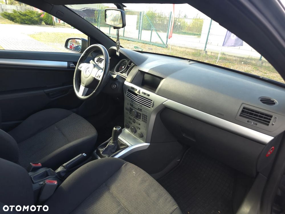Opel Astra 1.6 T Sport - 12