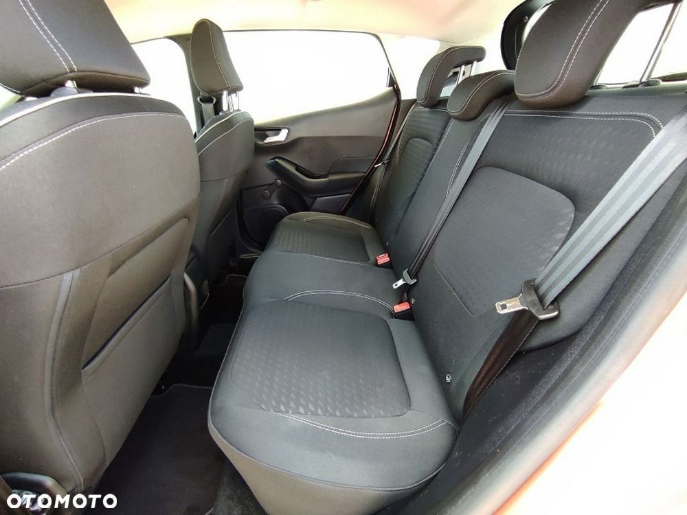 Ford Fiesta - 16