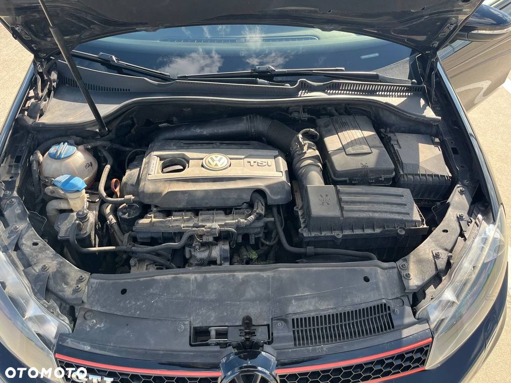 Volkswagen Golf - 18
