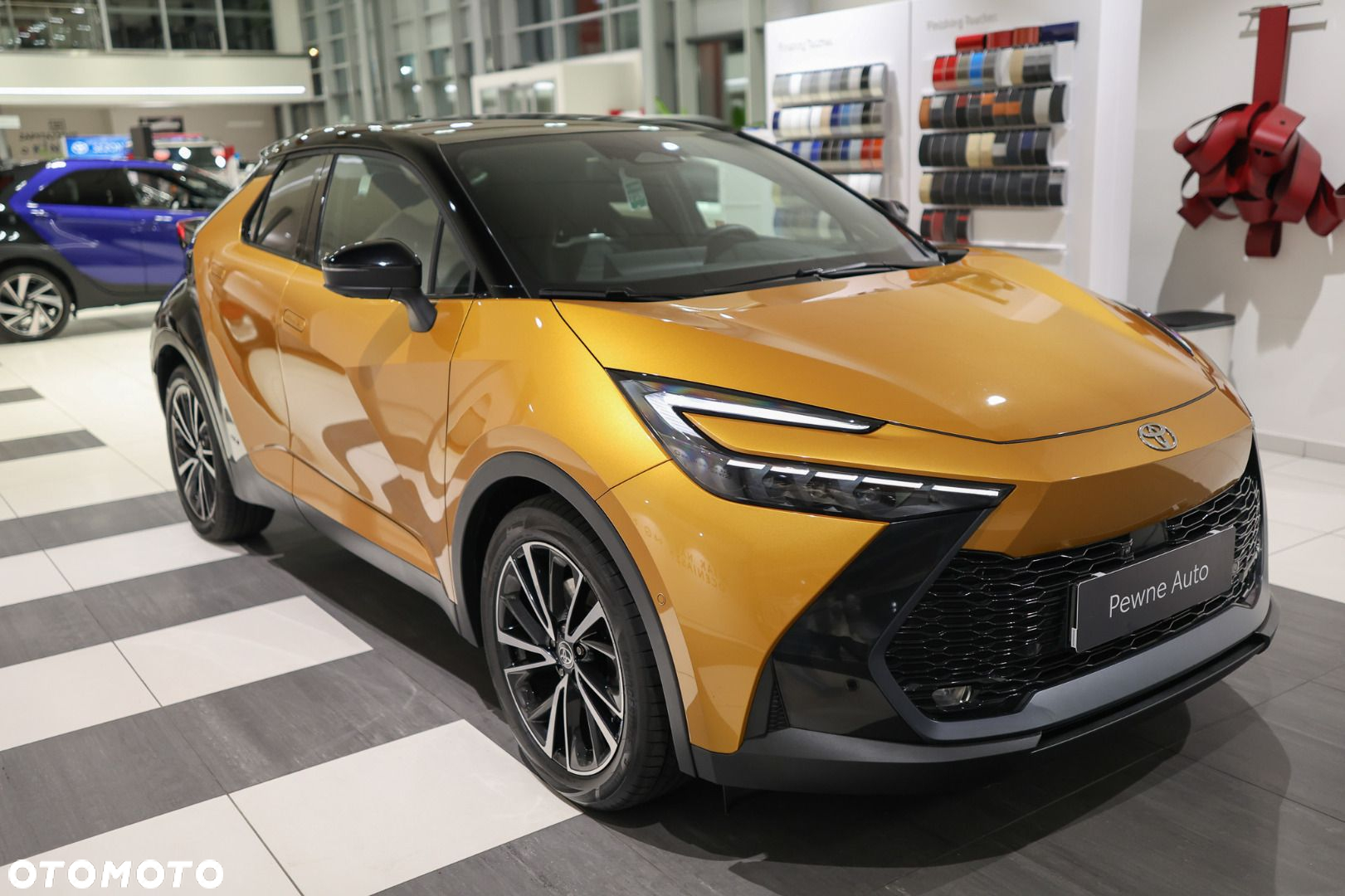 Toyota C-HR - 4