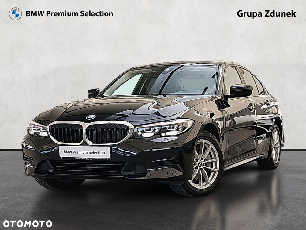BMW Seria 3 330i xDrive Advantage - 2
