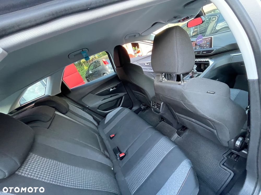 Peugeot 3008 - 21