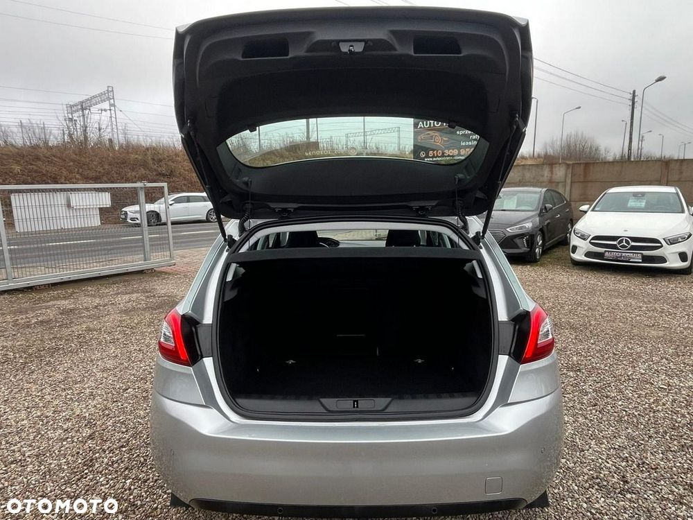 Peugeot 308 HDi FAP 150 Allure - 28