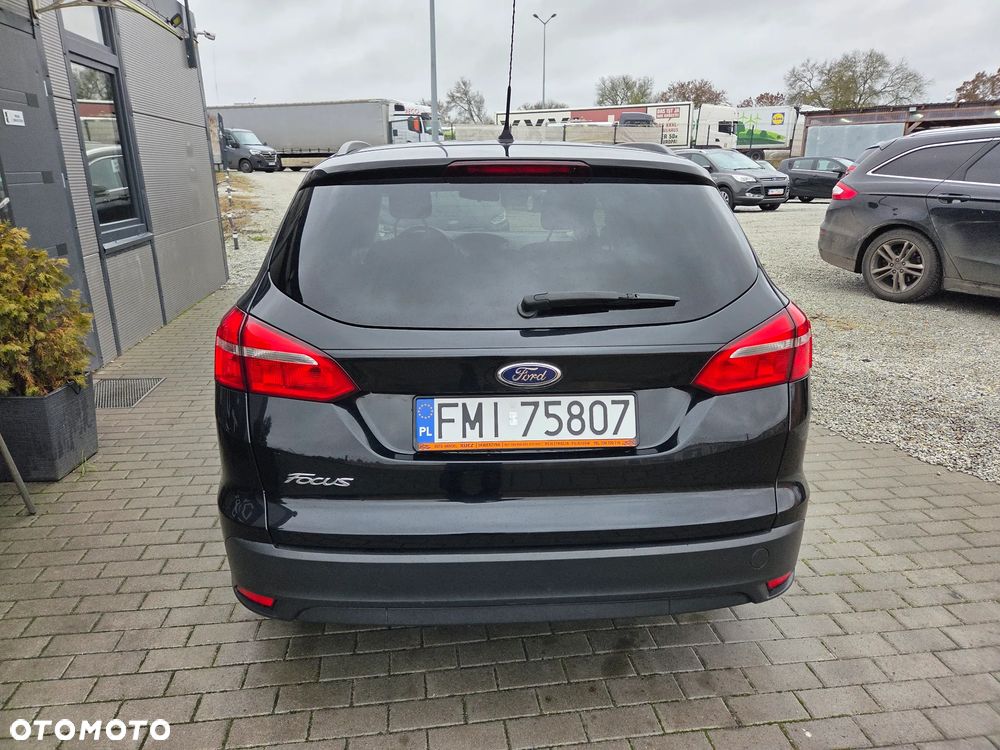 Ford Focus 1.5 TDCi DPF Start-Stopp-System Business - 9