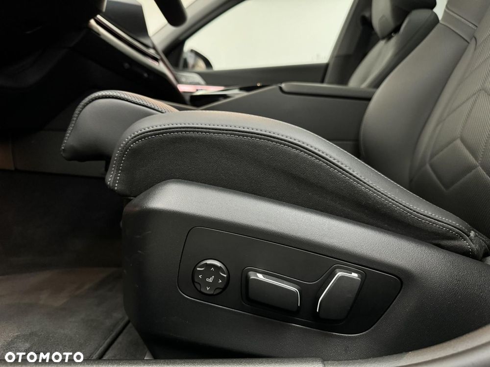 BMW Seria 5 - 13