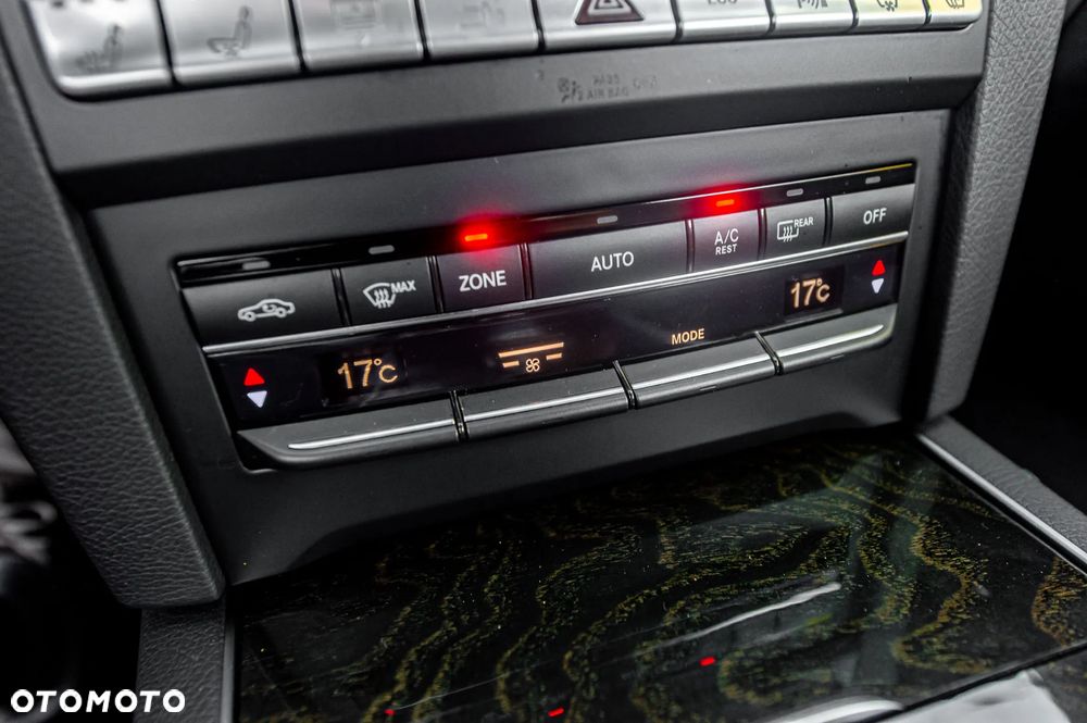 Mercedes-Benz Klasa E 350 BlueTEC 7G-TRONIC - 36