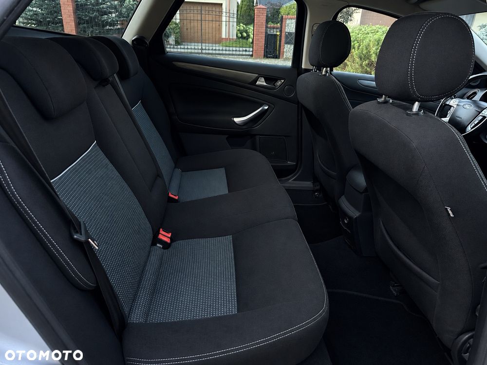 Ford Mondeo 2.0 TDCi Titanium - 20