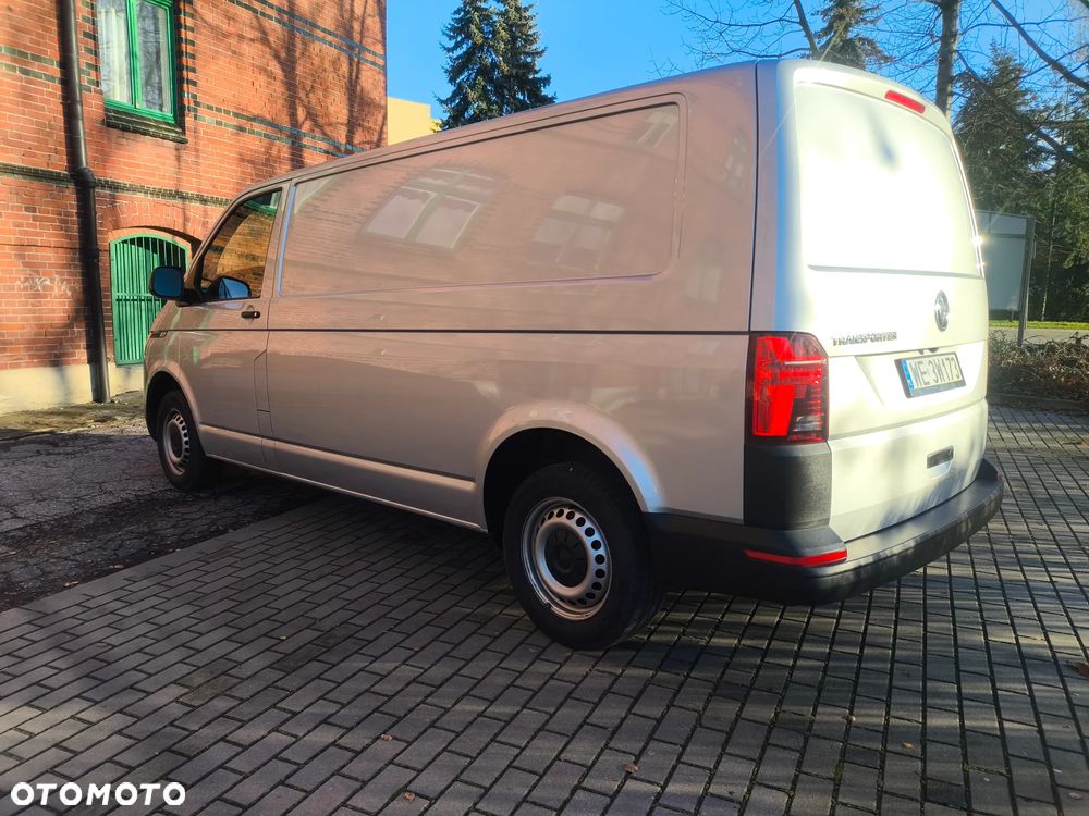 Volkswagen Transporter - 5