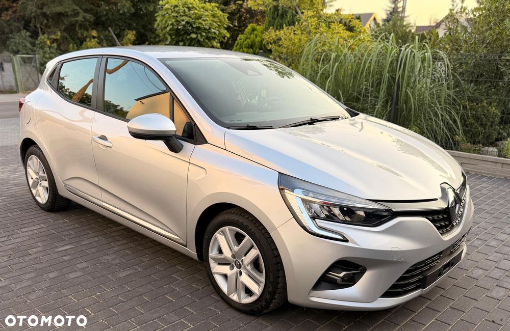 Renault Clio - 28