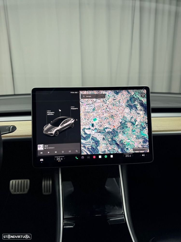 Tesla Model 3 Long Range AWD Dual Motor Performance - 11