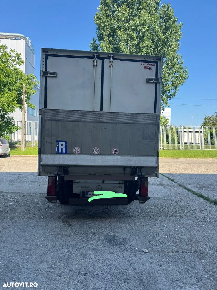 Mercedes-Benz SPRINTER - 2