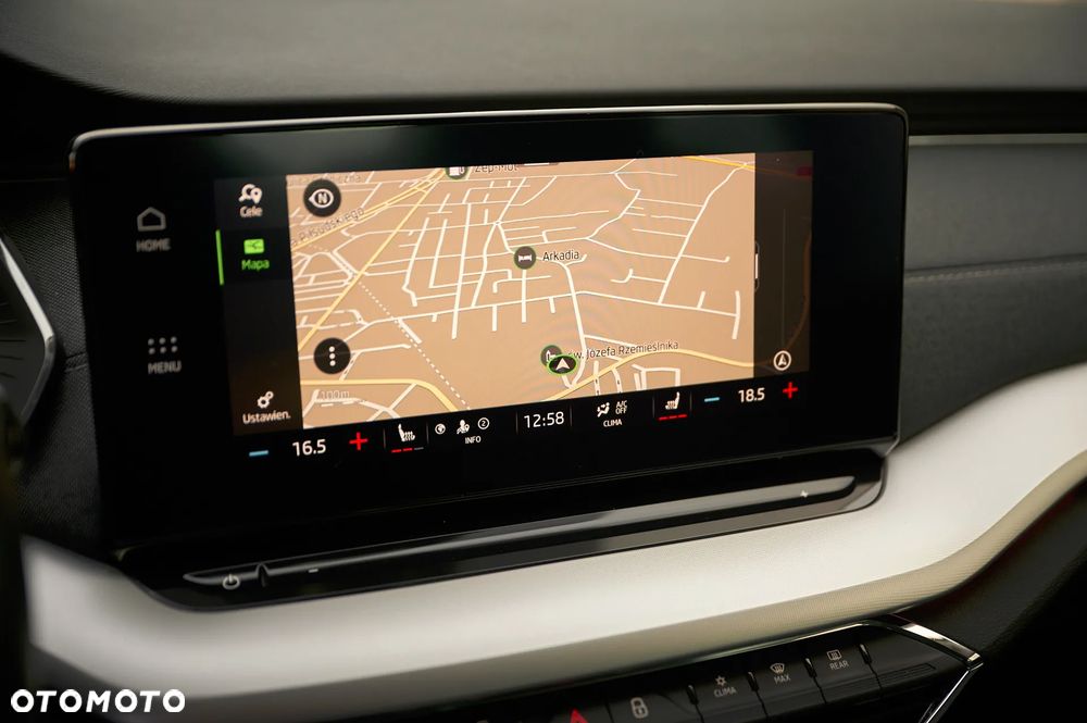 Skoda Octavia 1.5 TSI e-TEC DSG Selection Plus - 33