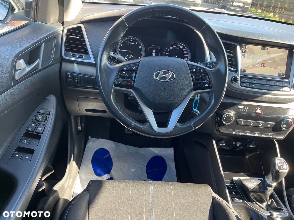 Hyundai Tucson 1.6 GDI BlueDrive Comfort 2WD - 10