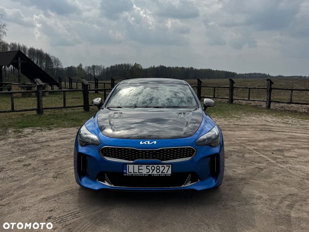 Kia Stinger 3.3 T-GDI AWD OPF GT - 2