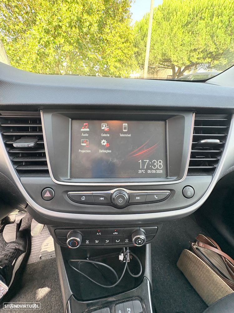 Opel Crossland X - 8