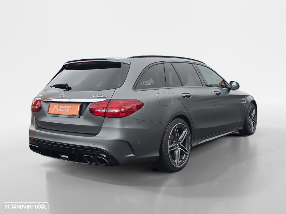 Mercedes-Benz C 63 AMG S - 5