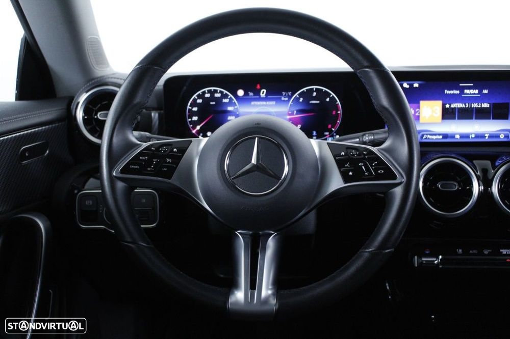 Mercedes-Benz CLA 180 d Shooting Brake Progressive Aut. - 19