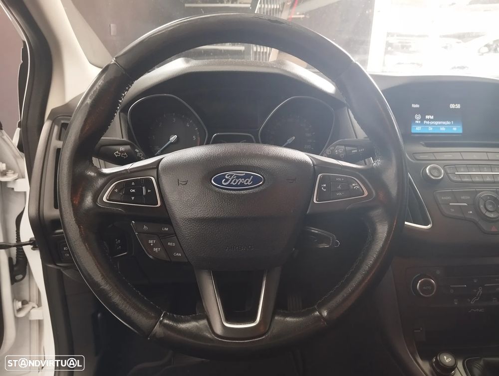 Ford Focus 1.5 TDCi Titanium - 16