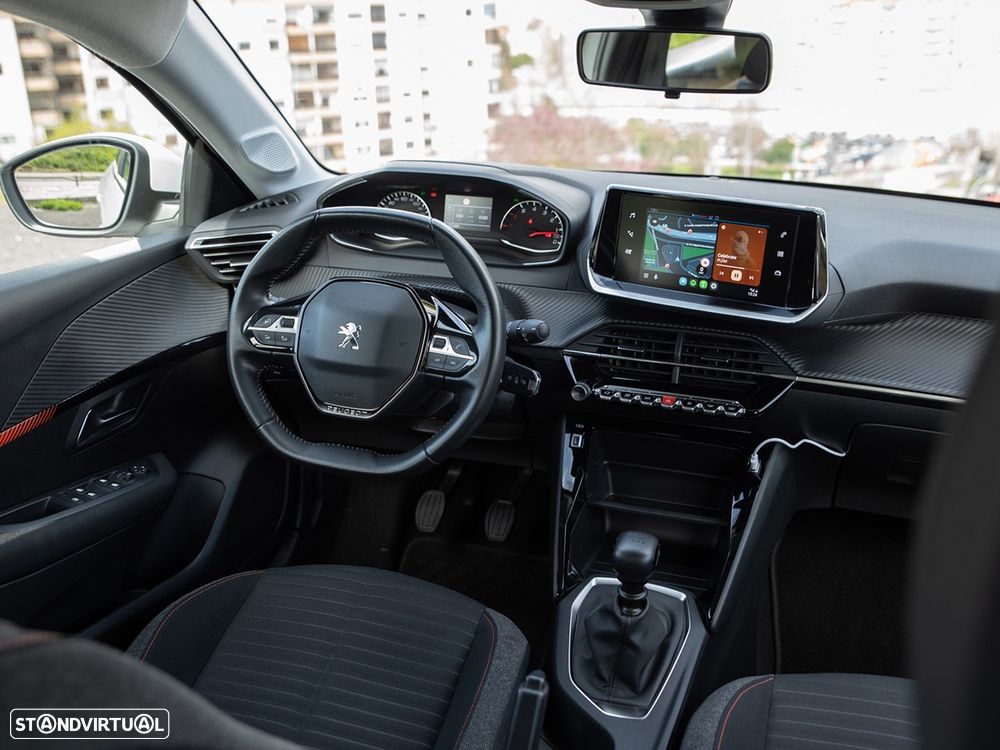 Peugeot 208 PureTech 100 Business - 13