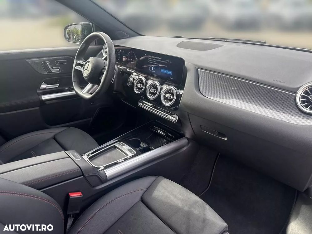Mercedes-Benz GLA 200 d 4MATIC - 17