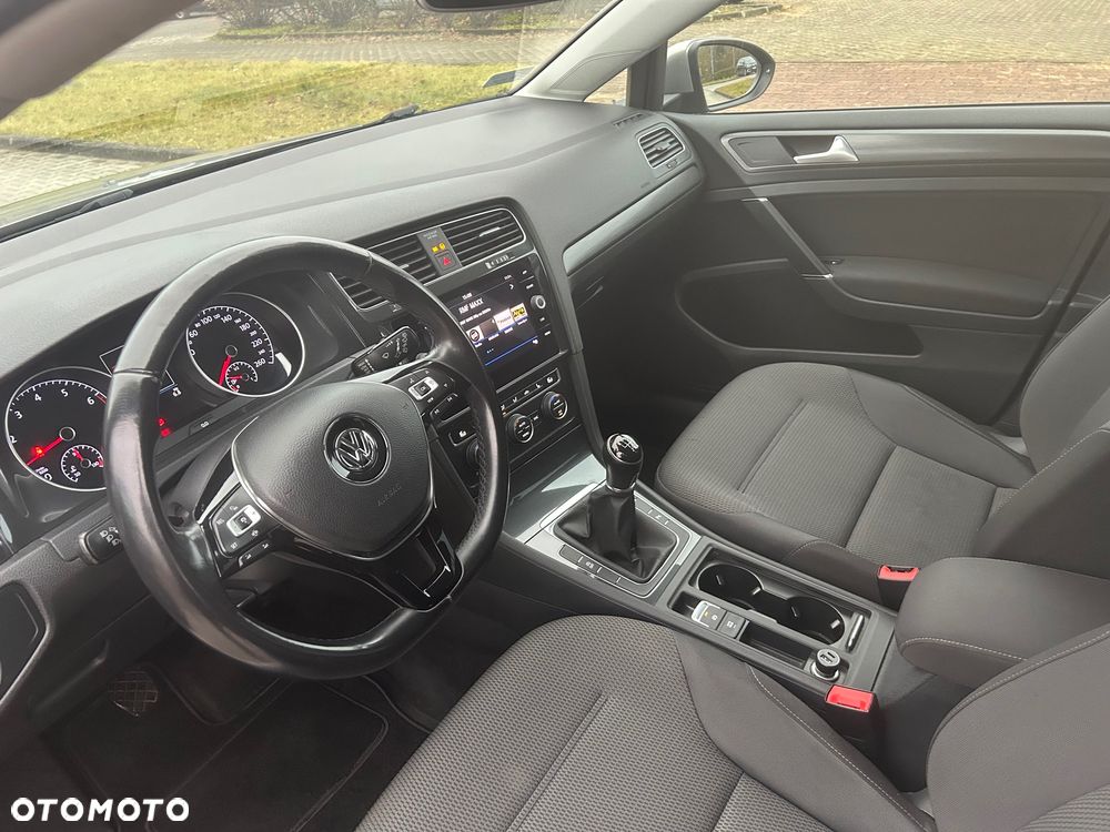 Volkswagen Golf 1.5 TSI BMT Comfortline - 12