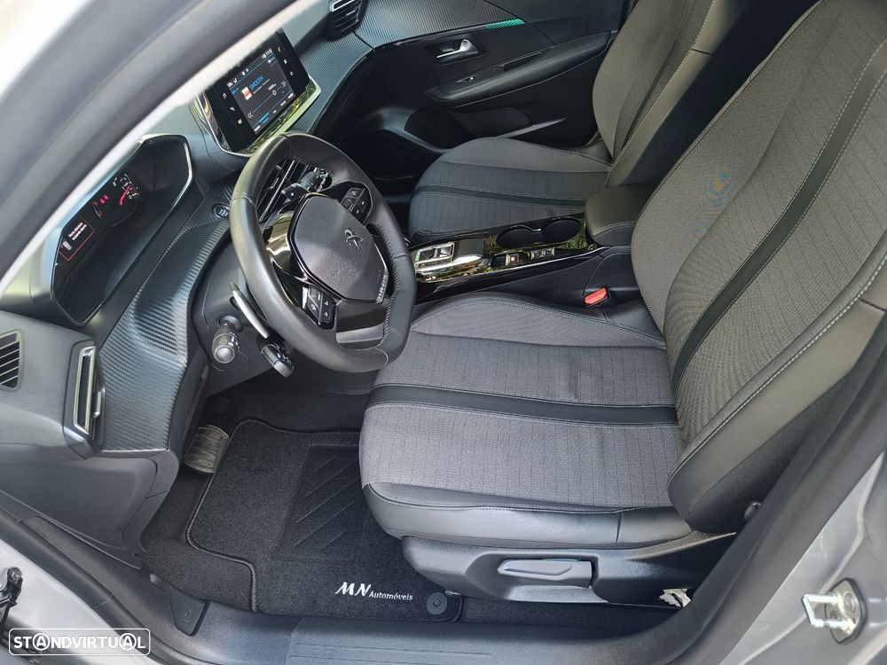 Peugeot 208 PureTech 100 EAT8 Active Pack - 14