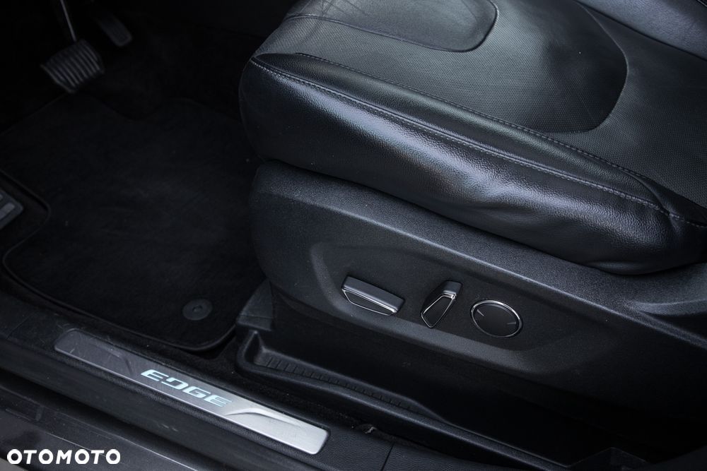 Ford Edge - 14
